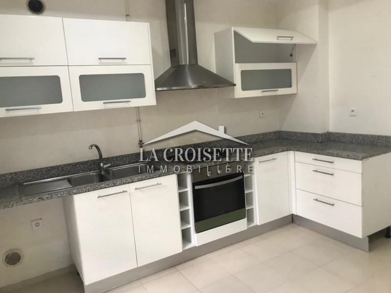 Duplex S+3 avec Jardin et piscine à La Marsa